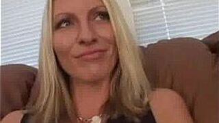 This mom is made for nailing - porn video