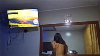 Beautiful skinny girl moves well - porn video