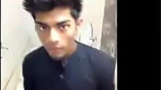 Indian Guy jerk off - porn video