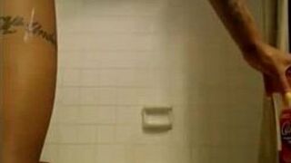 XCamheaven Sexy black bitch in the bathroom - porn video