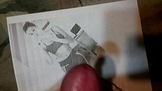 Brett masturbating on Juceila - porn video